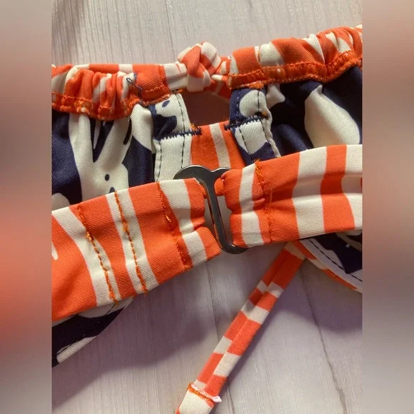 Maaji • Reversible Jade Floral Animal Print Ruched Underwire Bikini Top - Picture 6 of 11